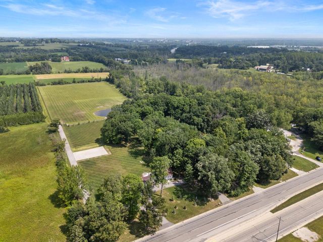 N96W20978 County Line ROAD, Colgate, WI 53017