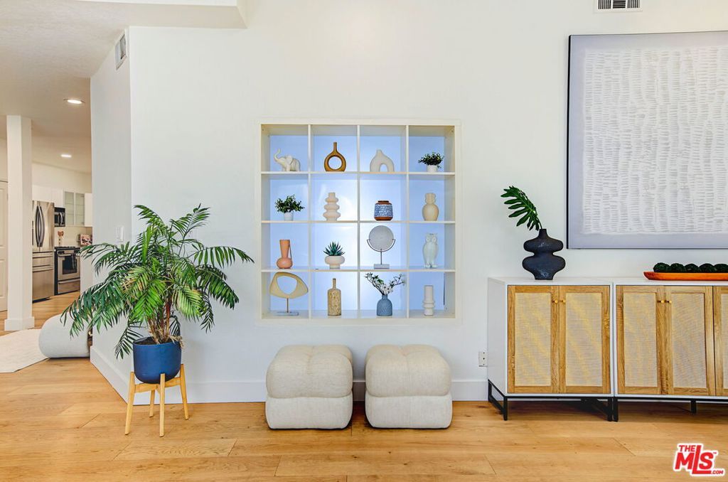 839 Larrabee Street 2, West Hollywood, CA 90069 — photo 5