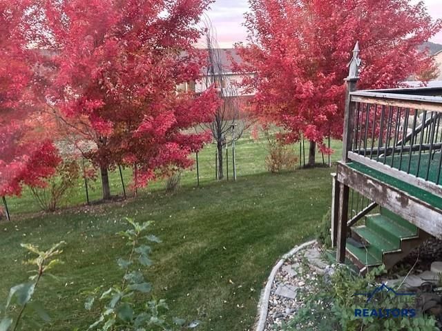 6908 EMERALD HEIGHTS RD, Summerset, SD 57718