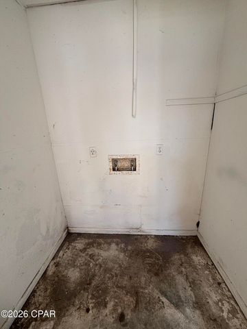 2701 E 8th Court C, Panama City, FL 32401