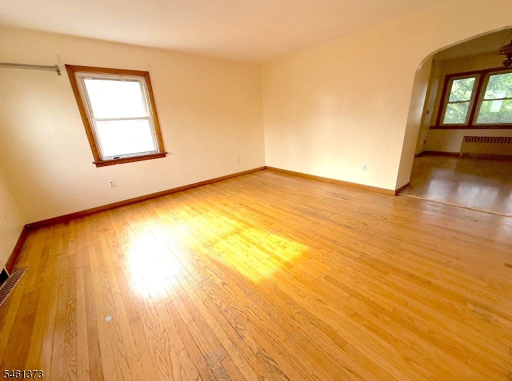 162 Sheridan Ave, Clifton City, NJ 07011 — photo 5