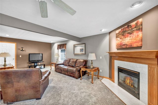 63 Sunset Cove Circle, Eastlake, OH 44095