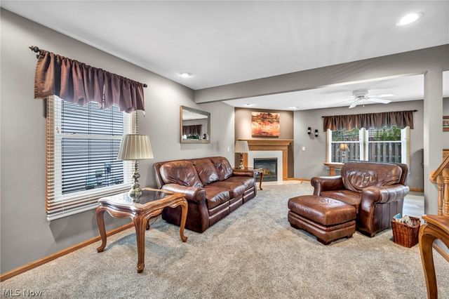 63 Sunset Cove Circle, Eastlake, OH 44095