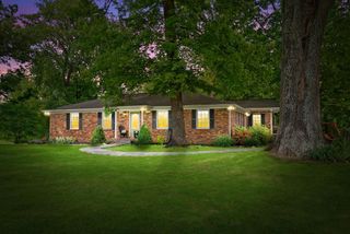 1711 Lovers Lane, Hopkinsville, KY 42240