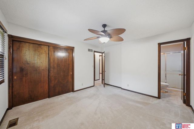 2520 Dorothy Drive, Lincoln, NE 68507