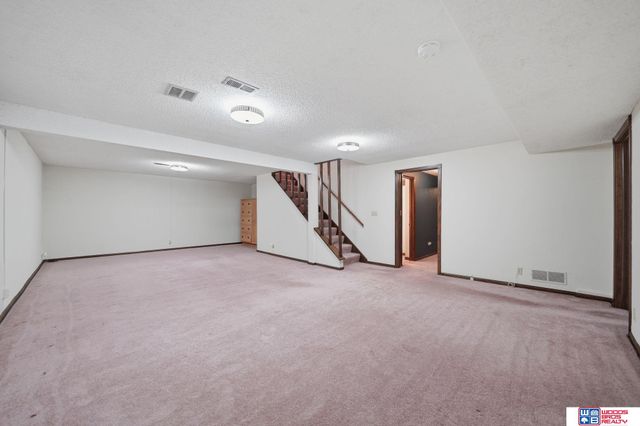 2520 Dorothy Drive, Lincoln, NE 68507