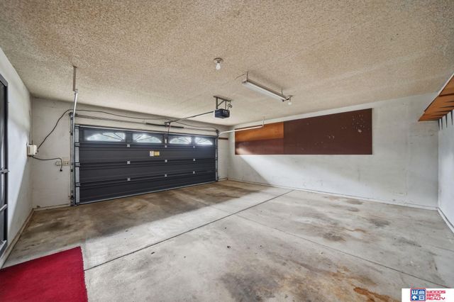 2520 Dorothy Drive, Lincoln, NE 68507