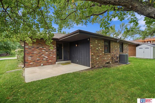 2520 Dorothy Drive, Lincoln, NE 68507