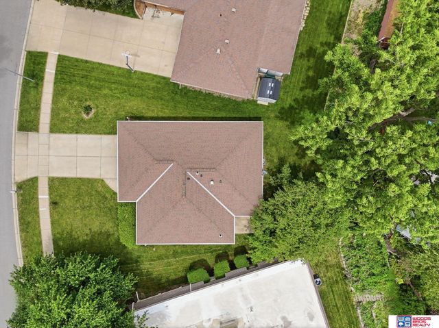 2520 Dorothy Drive, Lincoln, NE 68507