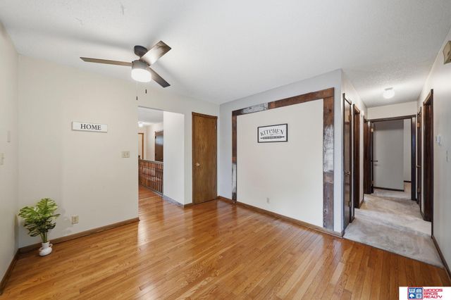 2520 Dorothy Drive, Lincoln, NE 68507