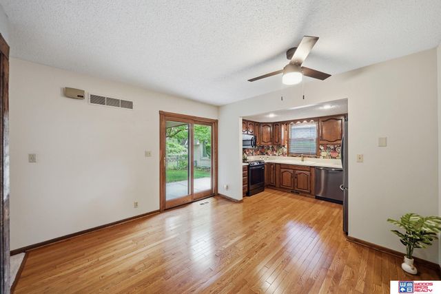 2520 Dorothy Drive, Lincoln, NE 68507