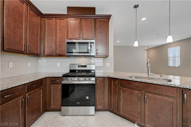 9658 Eamont River Street, Las Vegas, NV 89178