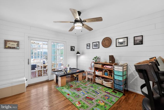 8600 PLUM CREEK DR, Gaithersburg, MD 20882