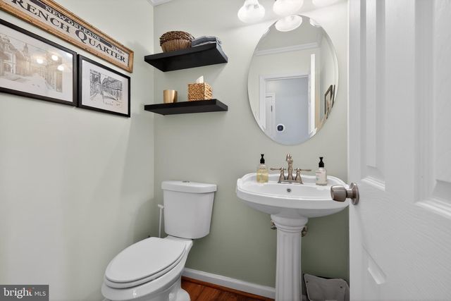 8600 PLUM CREEK DR, Gaithersburg, MD 20882
