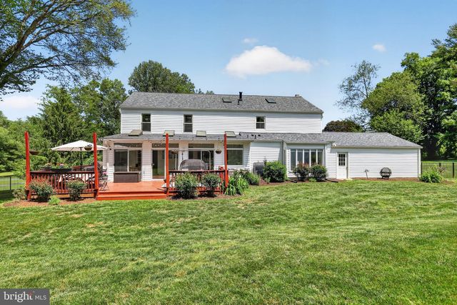 8600 PLUM CREEK DR, Gaithersburg, MD 20882