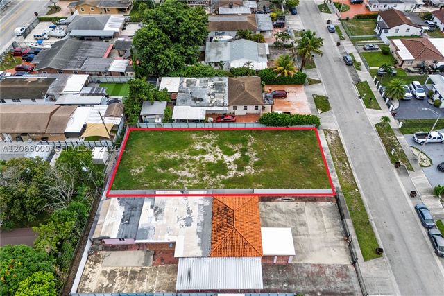 941 E 31st St, Hialeah, FL 33013