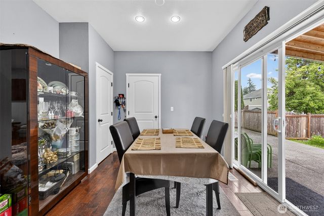 5007 NE 6th Street, Renton, WA 98059