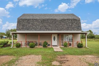 5655 94th St, Meriden, KS 66512