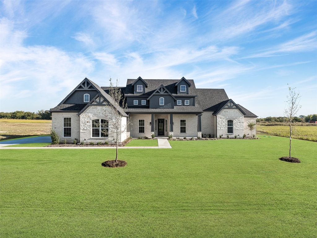 230 Olson Road, Waxahachie, TX 75167