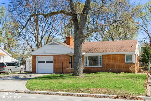 3126 Gratiot Avenue, Port Huron, MI 48060
