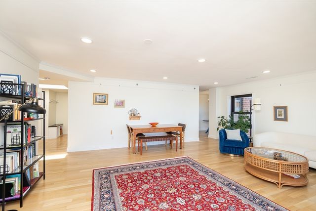 1 Seal Harbor PH16, Winthrop, MA 02152
