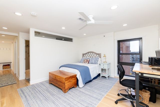 1 Seal Harbor PH16, Winthrop, MA 02152