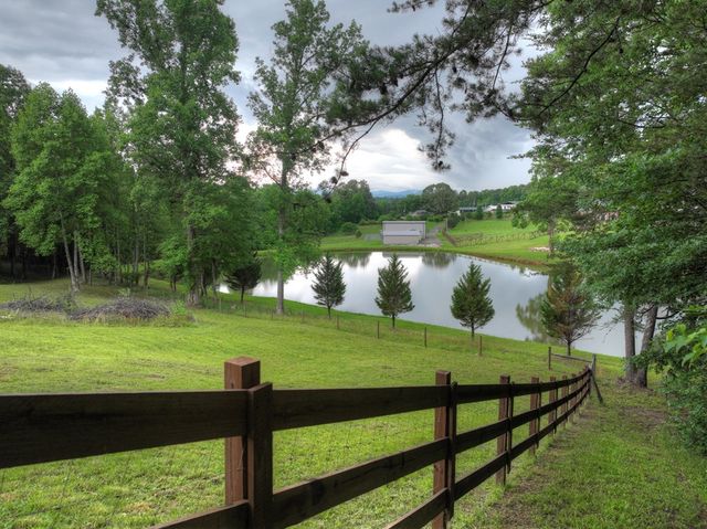 67 Mcnelley Drive, Morganton, GA 30560