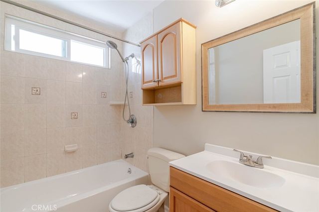 1344 N Martel Avenue 303, Hollywood, CA 90046