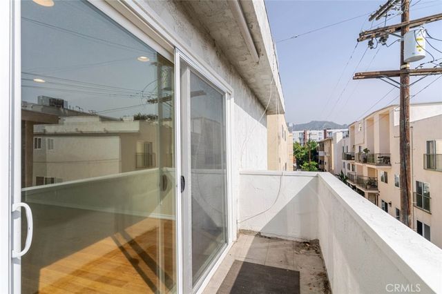 1344 N Martel Avenue 303, Hollywood, CA 90046