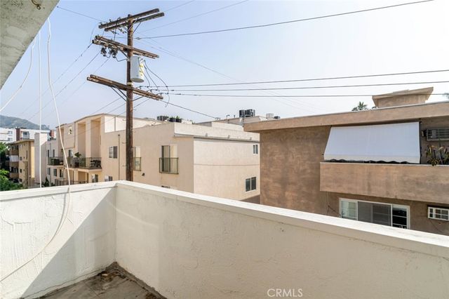 1344 N Martel Avenue 303, Hollywood, CA 90046