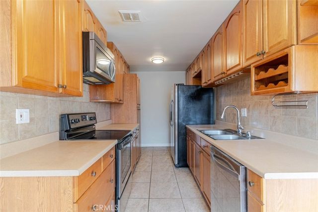 1344 N Martel Avenue 303, Hollywood, CA 90046