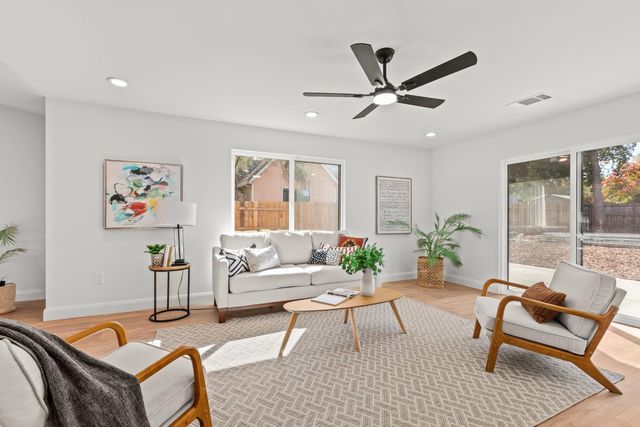 4130 Pasadena Ave, Sacramento, CA 95821