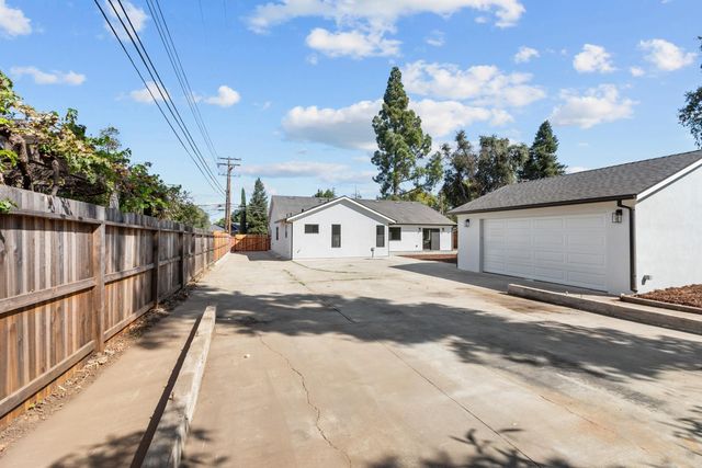 4130 Pasadena Ave, Sacramento, CA 95821
