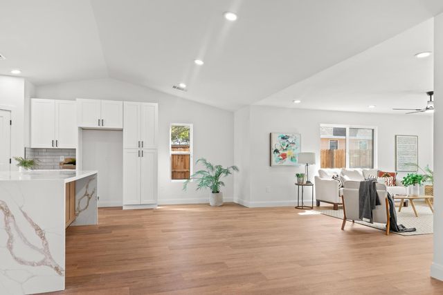 4130 Pasadena Ave, Sacramento, CA 95821