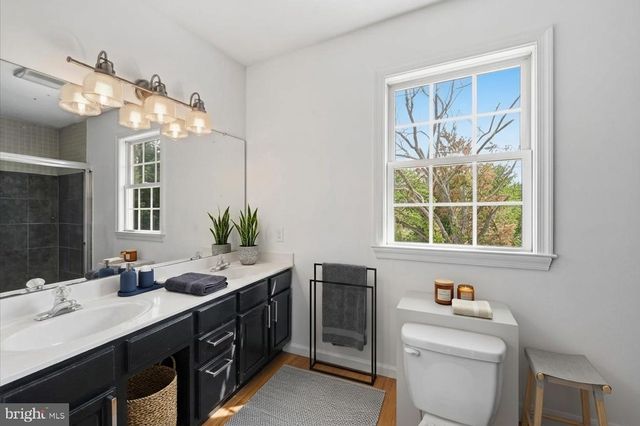 102 ROMNEY PL, Stephens City, VA 22655