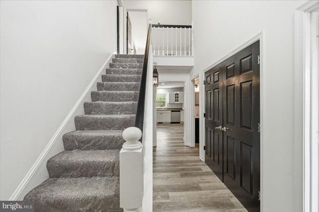 102 ROMNEY PL, Stephens City, VA 22655