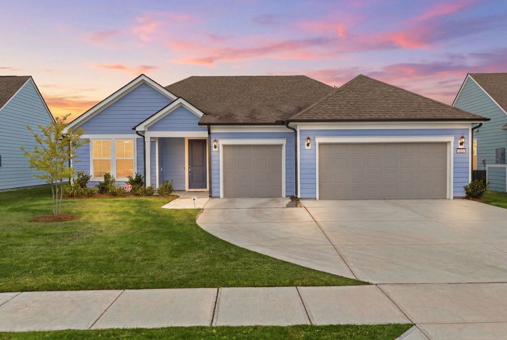 1345 Crested Iris Way, North Myrtle Beach, SC 29582