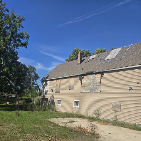 10310 S Hoxie Avenue, Chicago, IL 60617