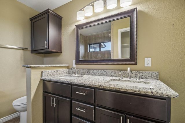 119 Hollys WAY, San Marcos, TX 78666