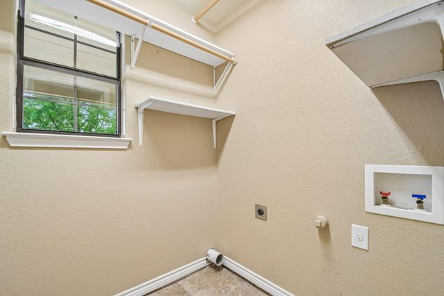 119 Hollys WAY, San Marcos, TX 78666