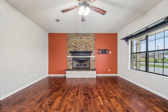119 Hollys WAY, San Marcos, TX 78666