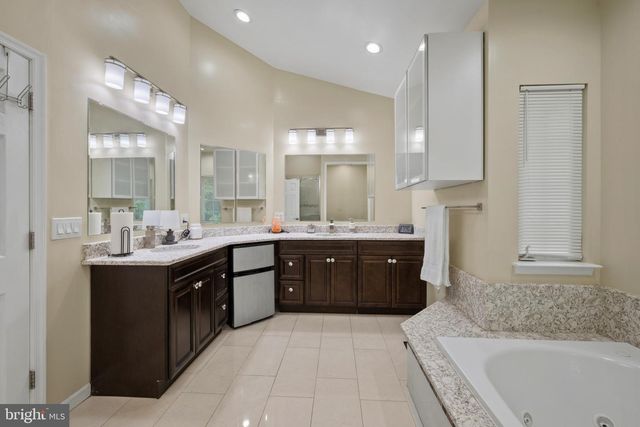 9608 FABLE DR, Owings Mills, MD 21117
