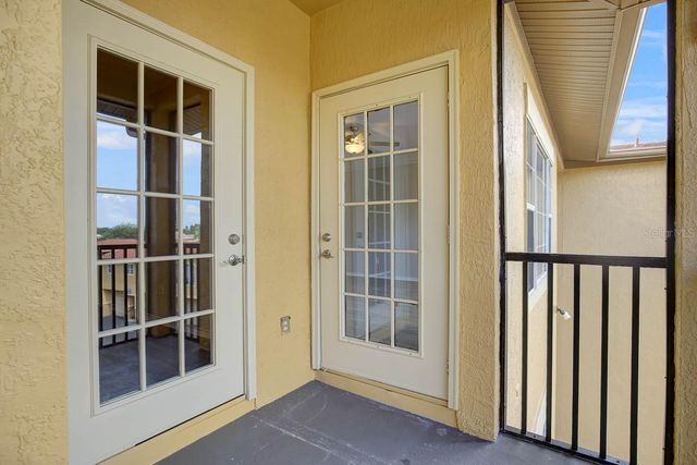 4311 BAYSIDE VILLAGE DRIVE 303, Tampa, FL 33615