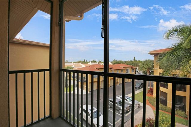 4311 BAYSIDE VILLAGE DRIVE 303, Tampa, FL 33615