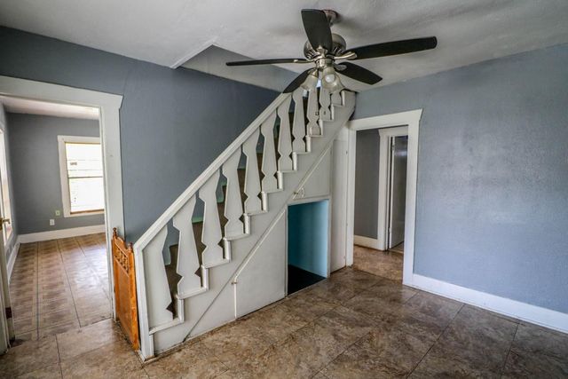 9243 E Avenue O, Houston, TX 77012