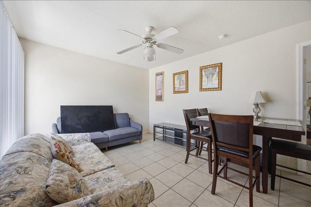 271 CARIBBEAN DRIVE Front unit, Davenport, FL 33897