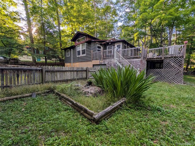 55 E Reindeer Trail, Smallwood, NY 12720