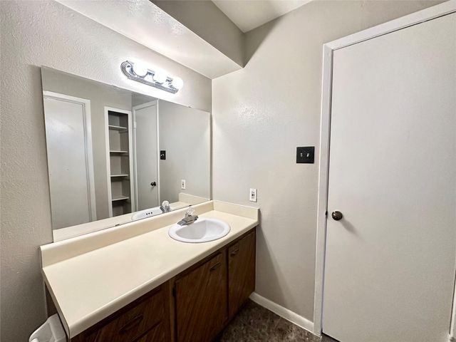 16947 Hummingbird, Conroe, TX 77385