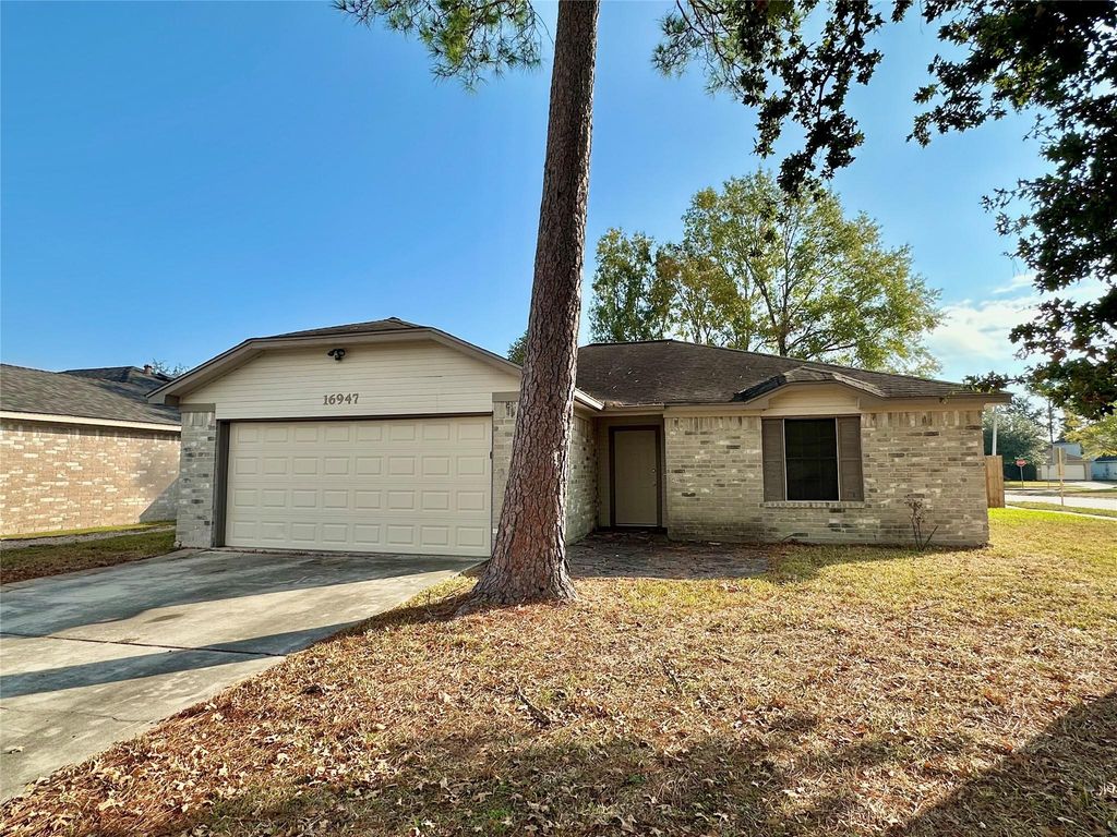 16947 Hummingbird, Conroe, TX 77385