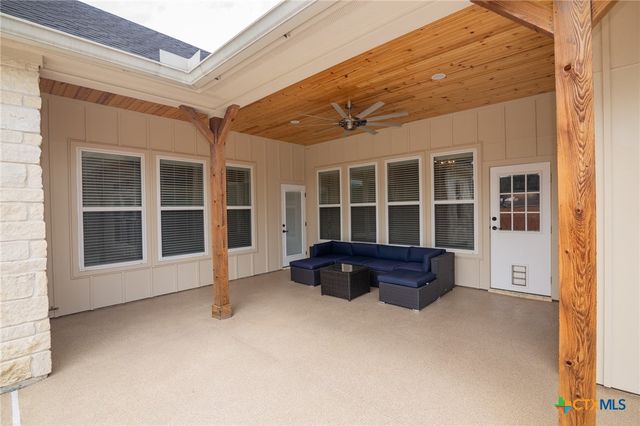 404 Iron Gate, Victoria, TX 77904
